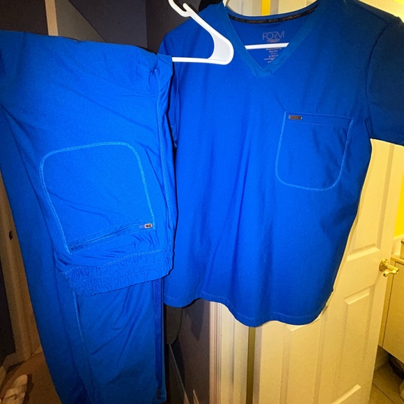 Cherokee Forms scrubs bundle small long - Picture 1 of 7